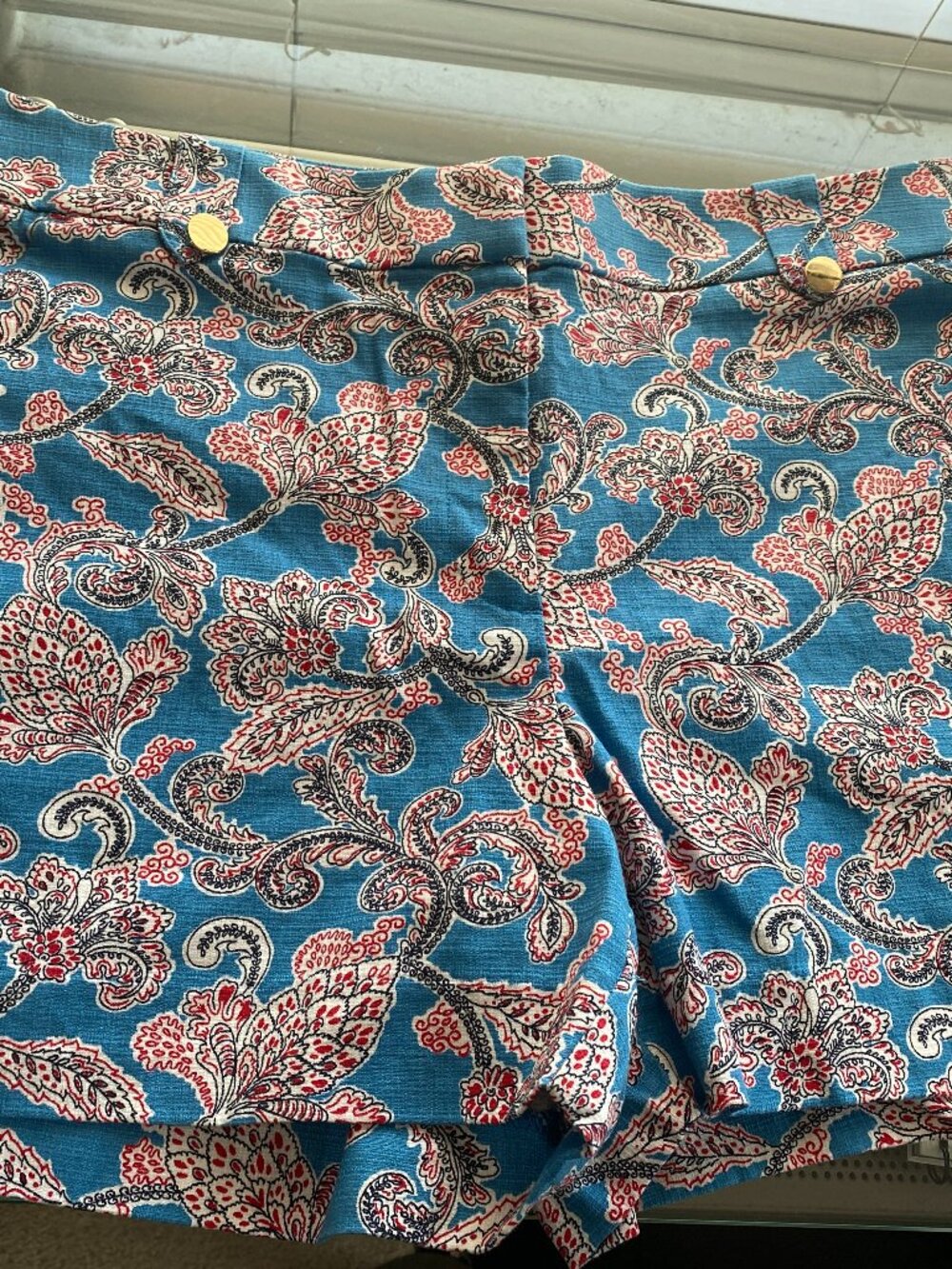 Talbots Paisley Cotton Twill Shorts in blue/red/white NWOT Sz 12 lined pockets
